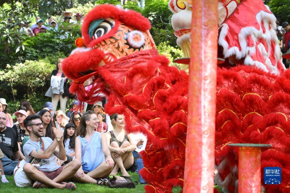 银河炸金花中心